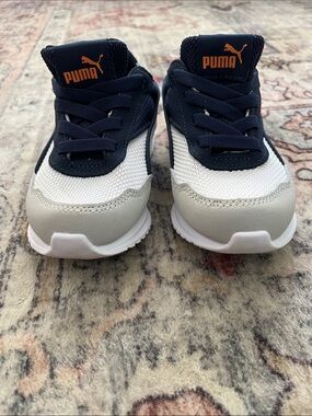 Puma Kids Laceless Sneakers